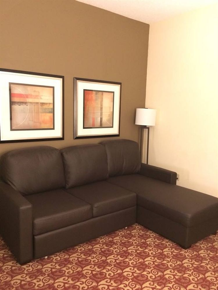 Comfort Suites Milledgeville Exterior photo